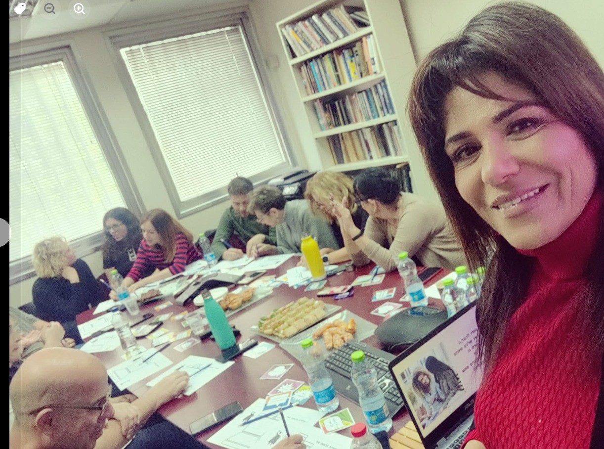 סדנה לצוותים | מחוזקות אישיות לעוצמה צוותית