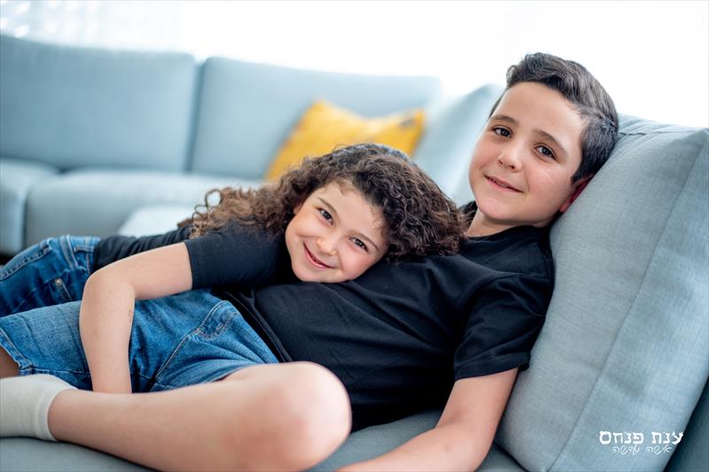 מסגרת ביתית - צילומי משפחה בבית הלקוח